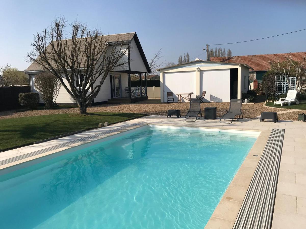 Ravissant chalet avec piscine 10x4  Courcelles-de-Touraine Extérieur photo